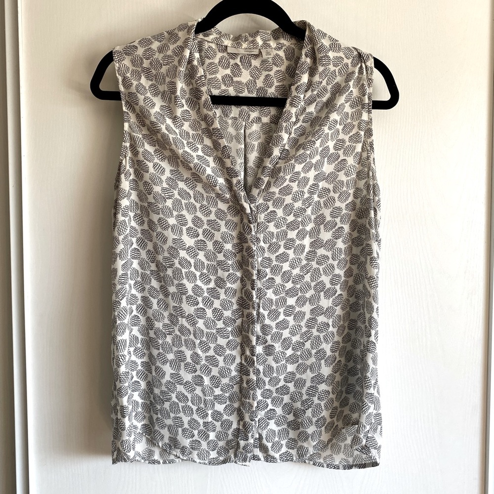 Halogen medium sleeveless top
